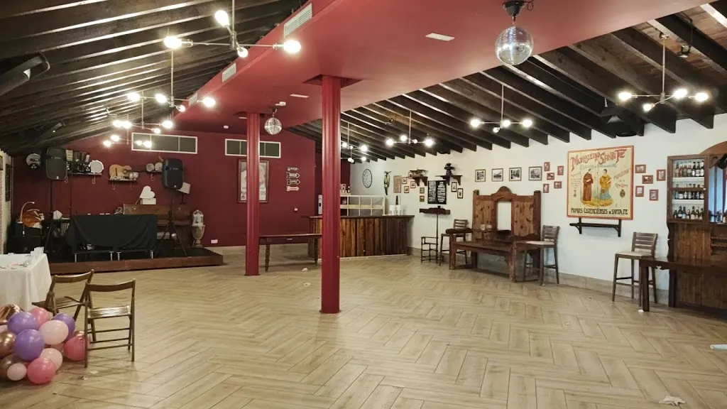 Jardines del Monasterio restaurant in Cadrete