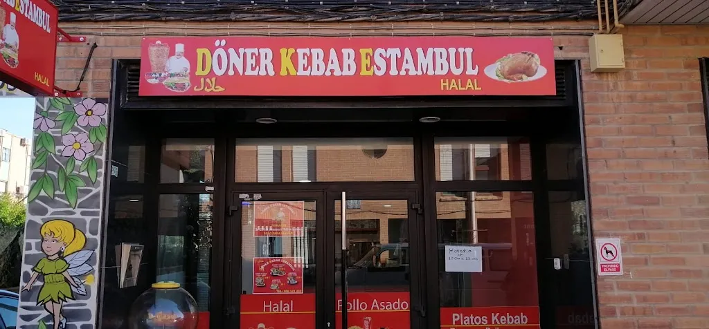 DONER KEBAB ESTAMBUL restaurant in Cadrete