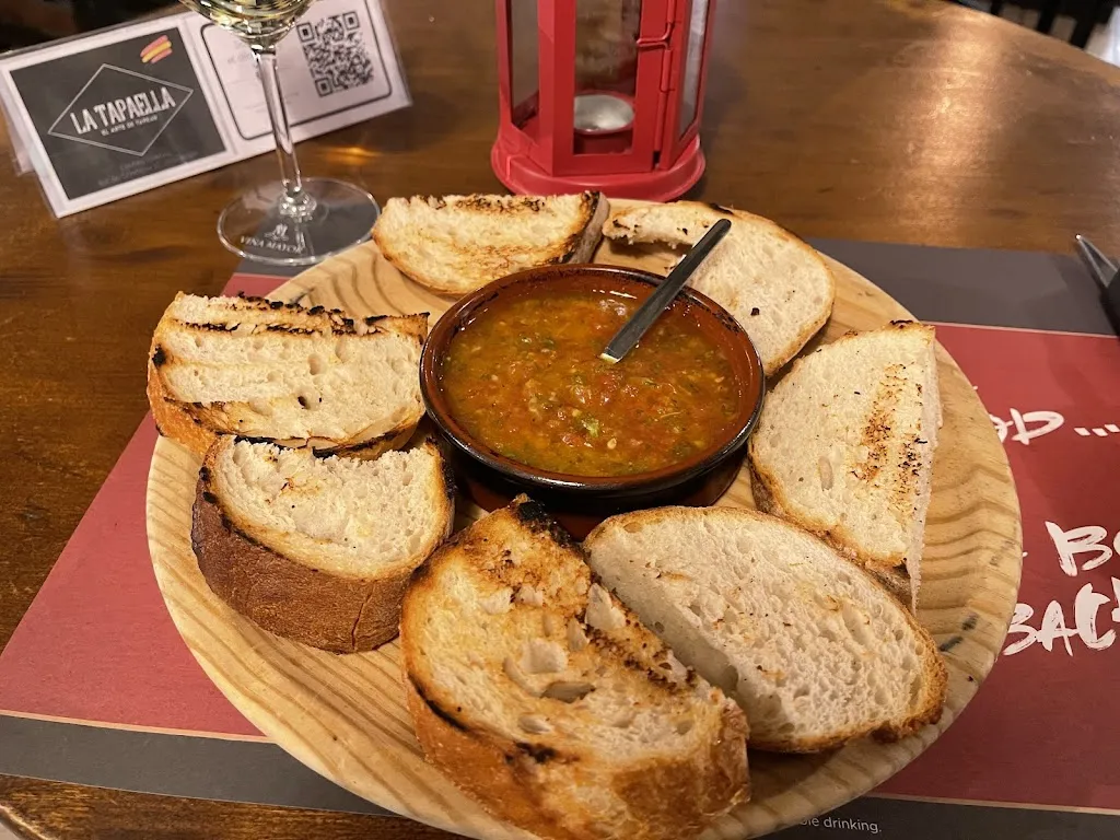 Vikram Balakrishnan_La tapaella_Biel_review