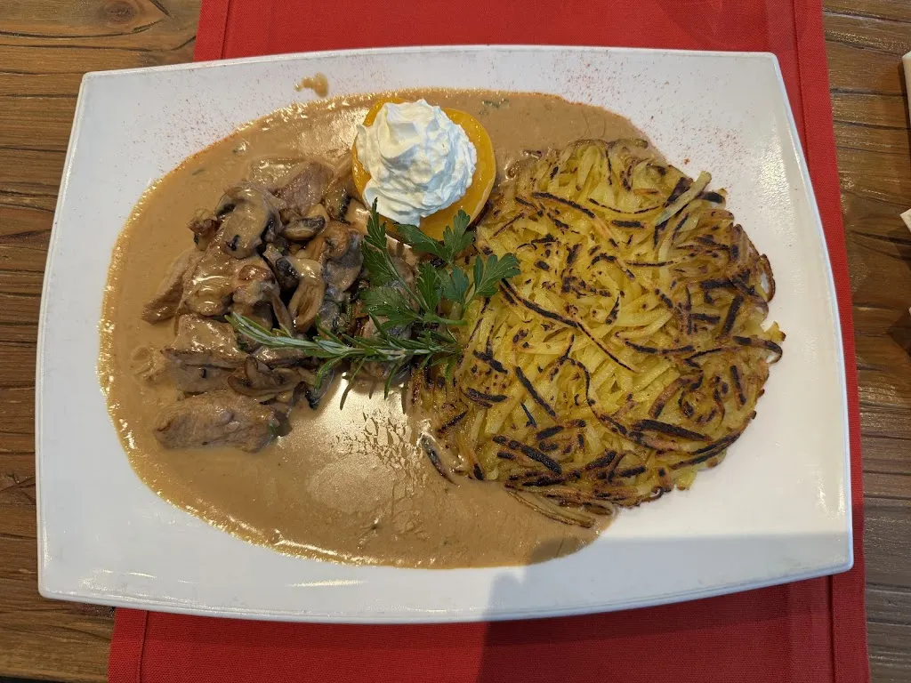 Yusuf Pisan_Cordon Bleu House_Biel_review