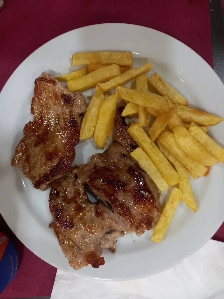 Gabriel Martinez Medina_CAFÉ BAR LA CANTINA_Viator_review