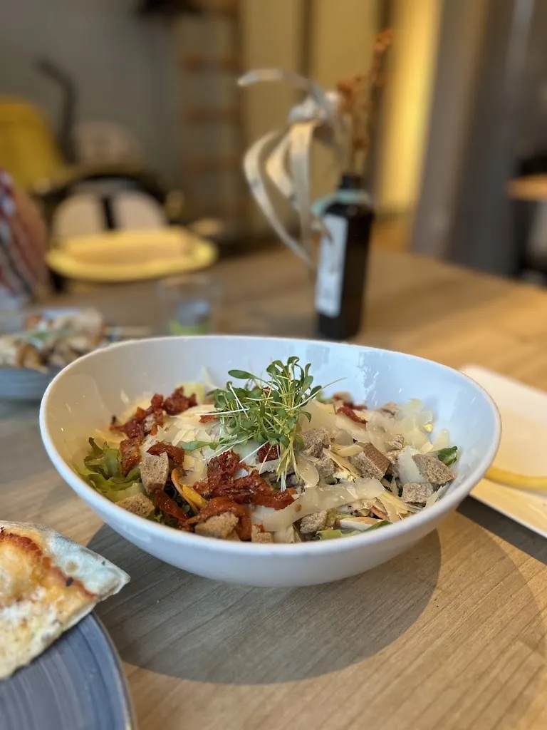 Dina Hassouneh_Restaurant l'arcade_Biel_review