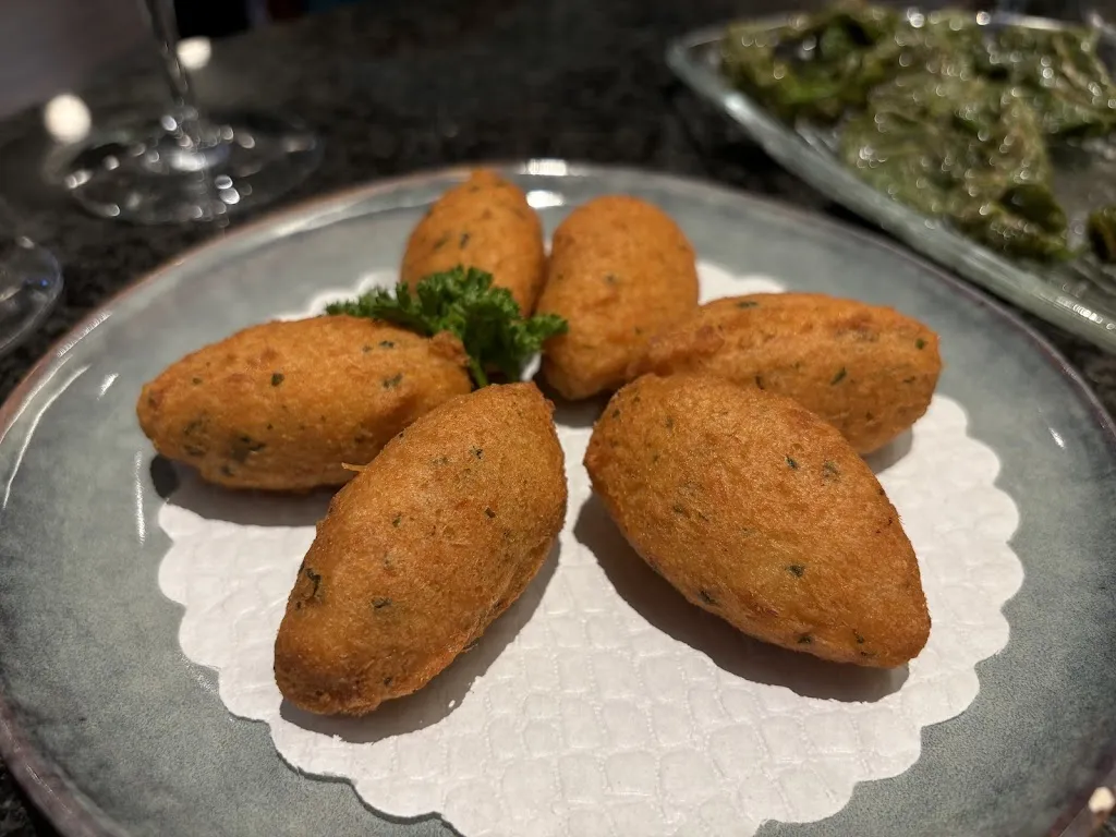 Emilio Tanowe_Restaurant Au Rendez-Vous Biel/Bienne Espagnol Español Spanisch Tapas Bar_Biel_review