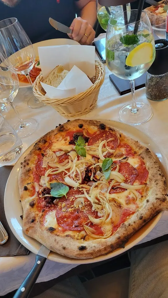 Udara Alwis_Ristorante Italia_Biel_recensione