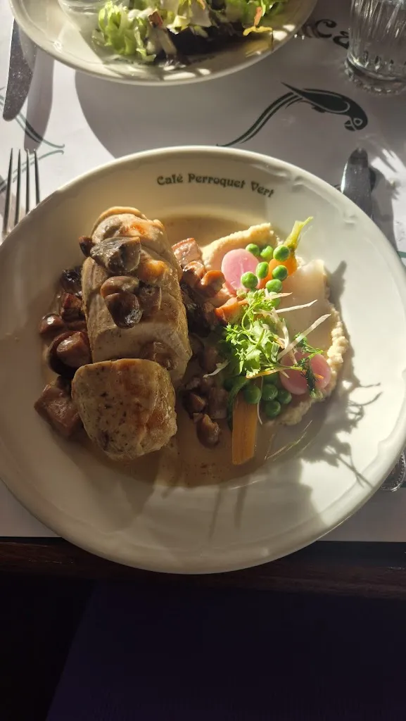 Connie_Café Perroquet Vert_Biel_recensione