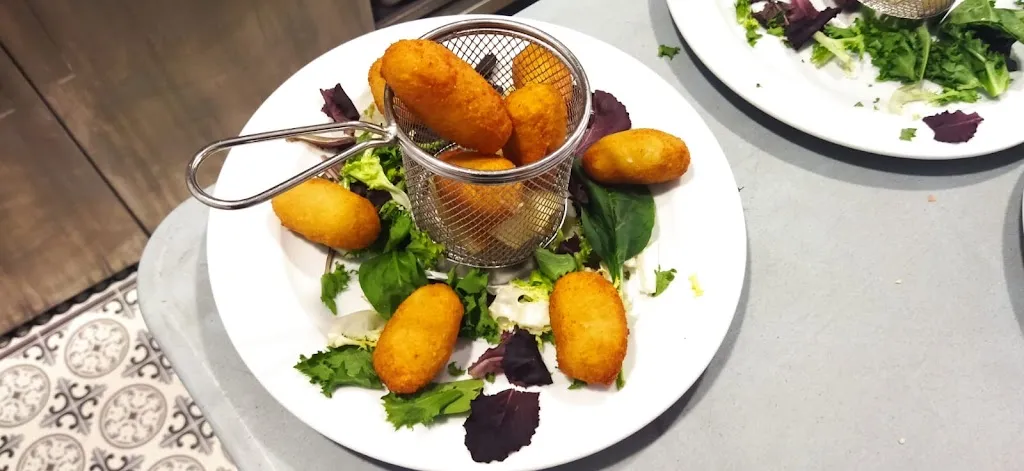 Menu_Bar D-Jose_Viator_image_3