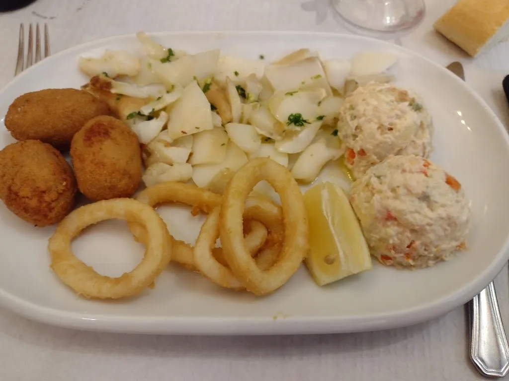 Menu_Bar Eladio_Calatorao_image_2