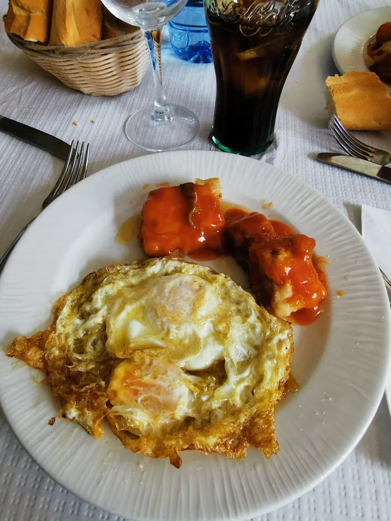 Bar Eladio_Calatorao_slider_image_3