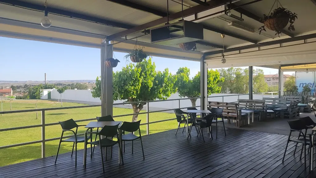 Las Piscinas_Caspe_slider_image_1