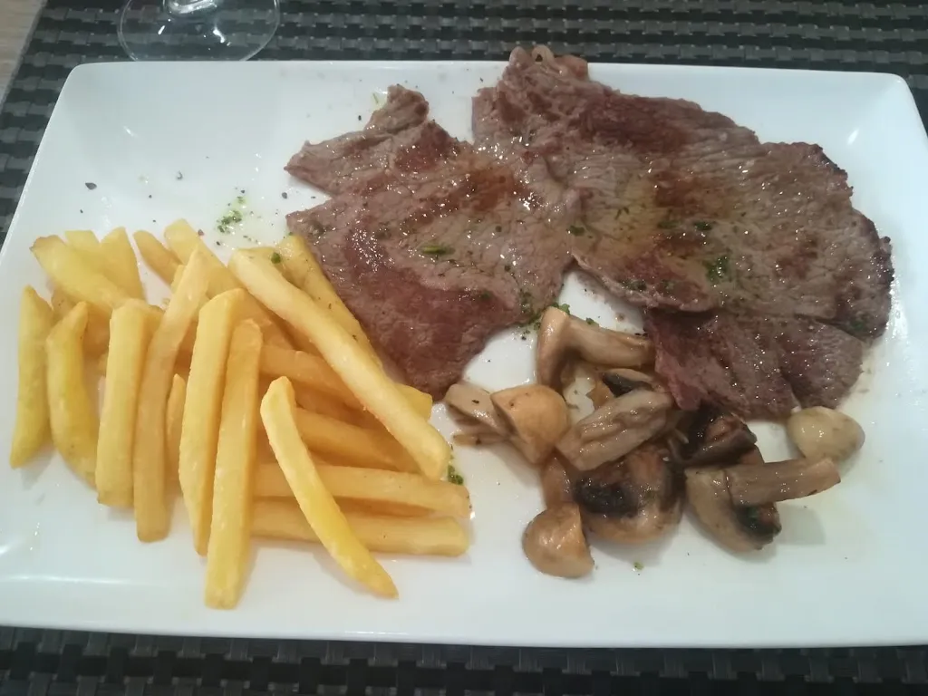 Menu_Restaurante La Bodeguita_Caspe_image_8