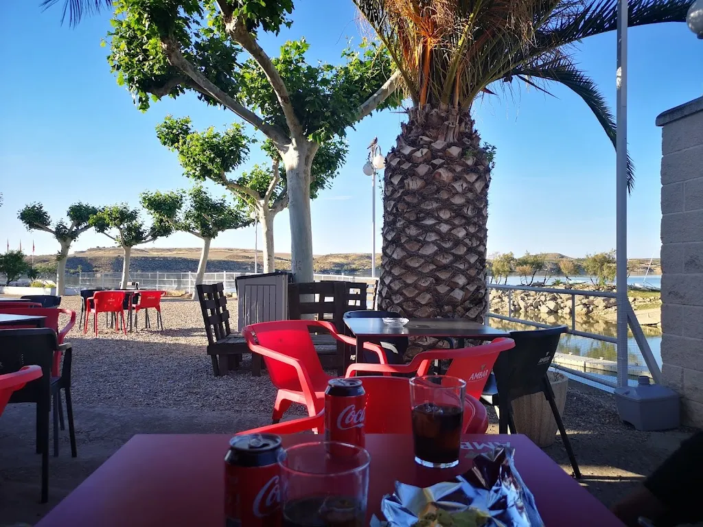 Bar Club Náutico Mar de Aragón_Caspe_slider_image_1