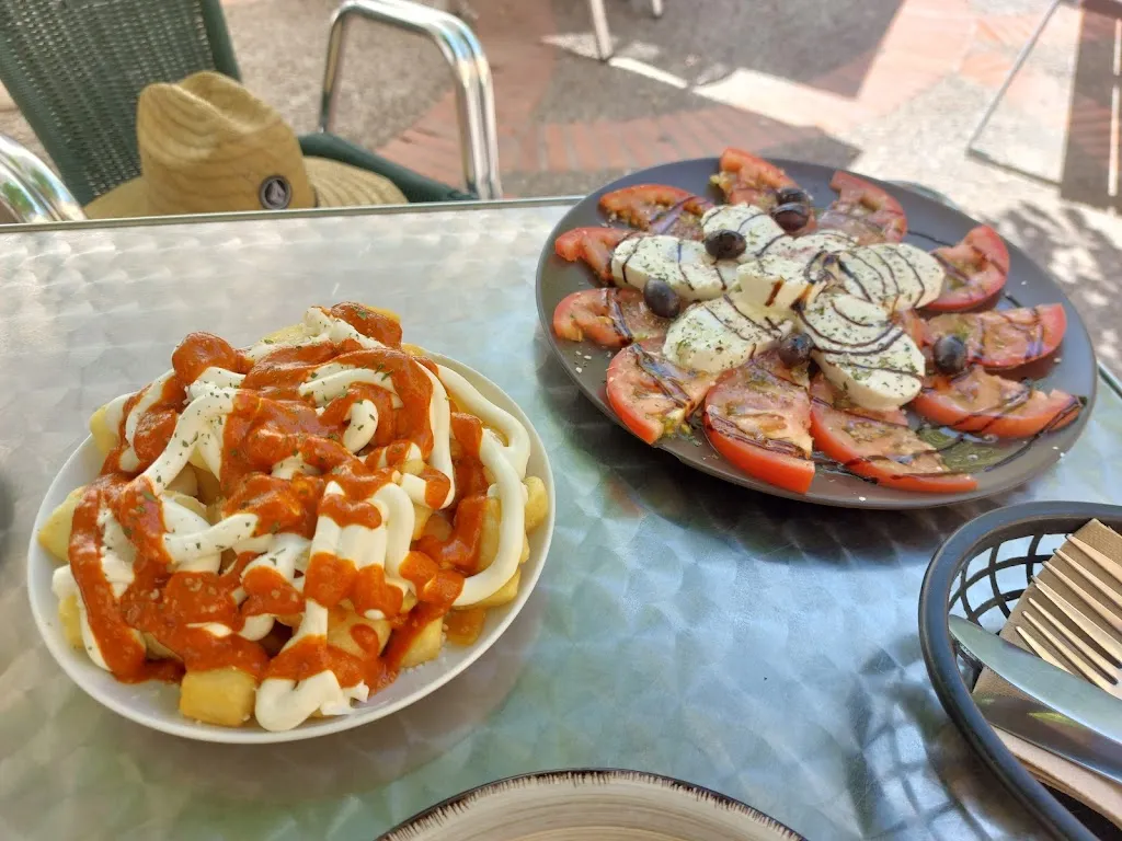 Meli Mi kerry blue terrier_LA CREPERÍA._Caspe_review