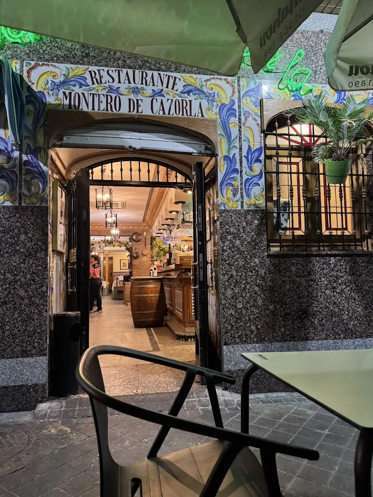 Restaurante El Montero de Cazorla Ventas_Cinco Olivas_slider_image_3