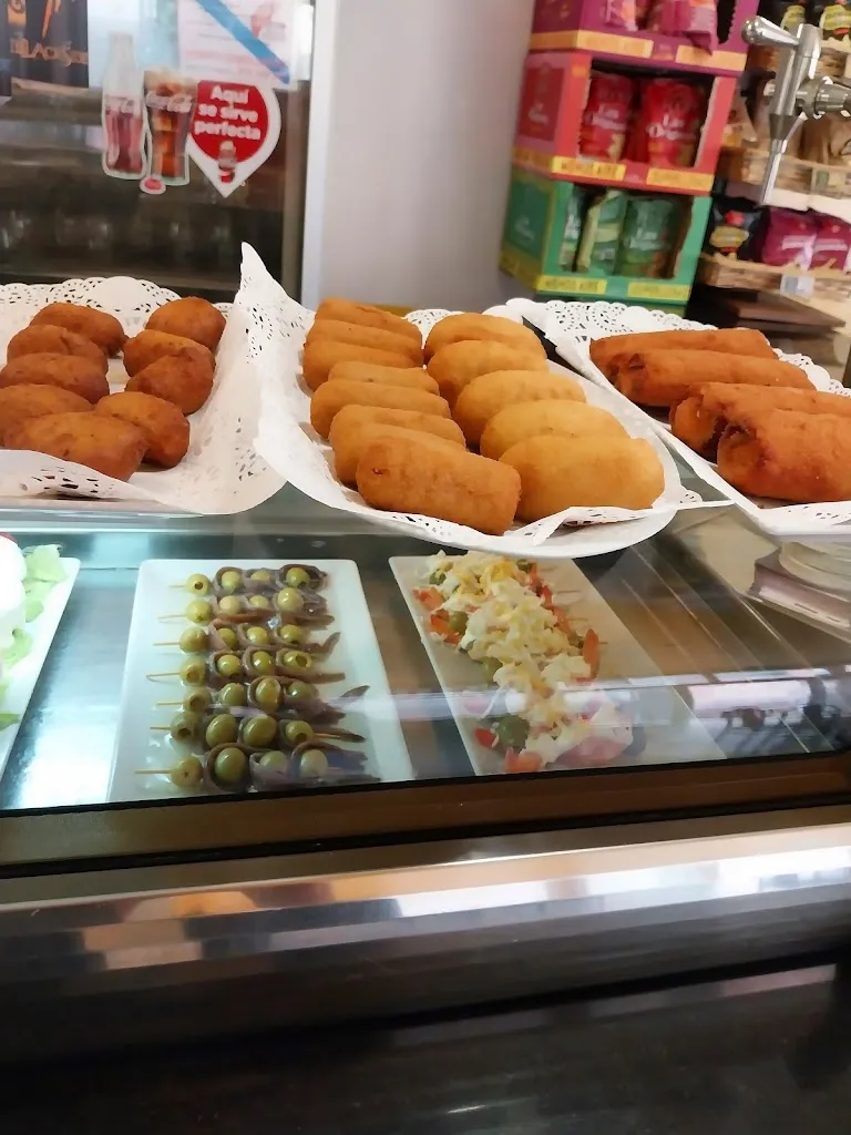 Menu_Bar Restaurante Río Manubles_Clarés de Ribota_image_6