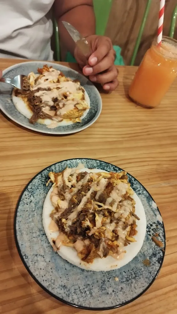 Menu_TropicalísimO_Cetina_image_8