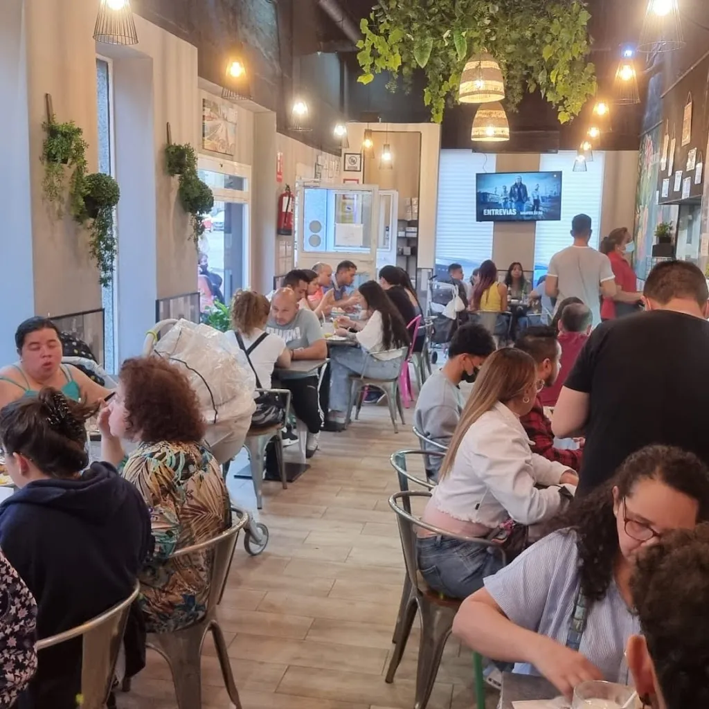 Restaurante Tropicalissima_Cetina_slider_image_1