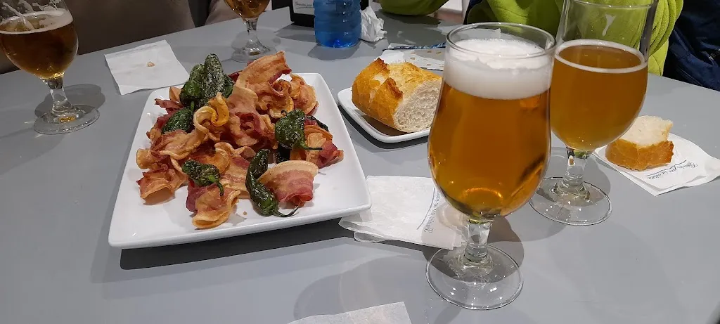 Juan Jose Valladares_Cafetería Larraz_Embid de Ariza_review