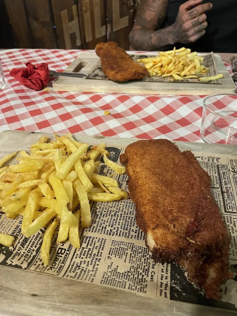 Mariona Ibáñez_La Destilería de Capone_Cuarte de Huerva_review