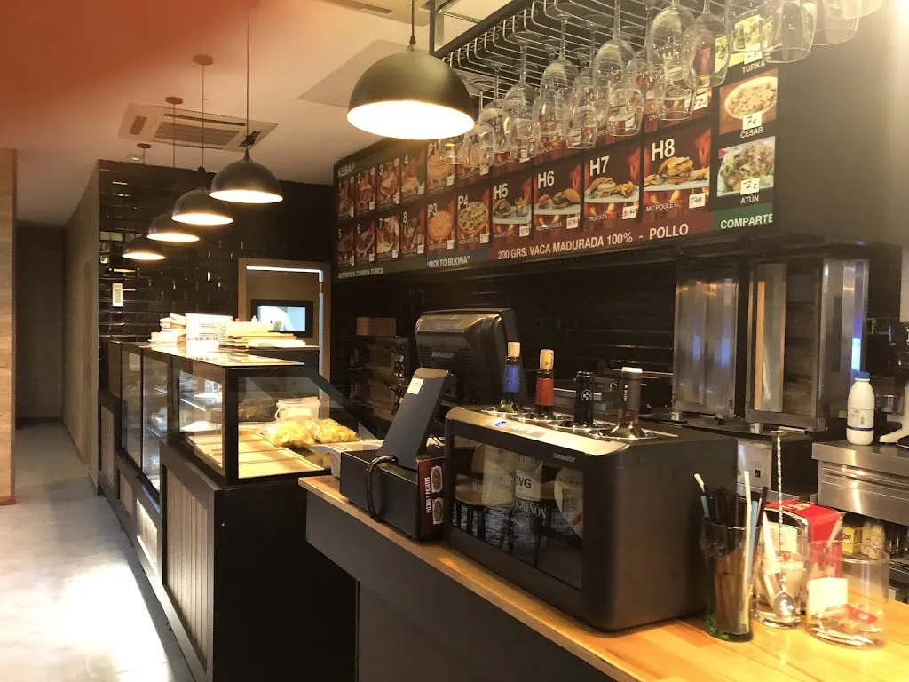 Mediterranean Food restaurant in Cuarte de Huerva