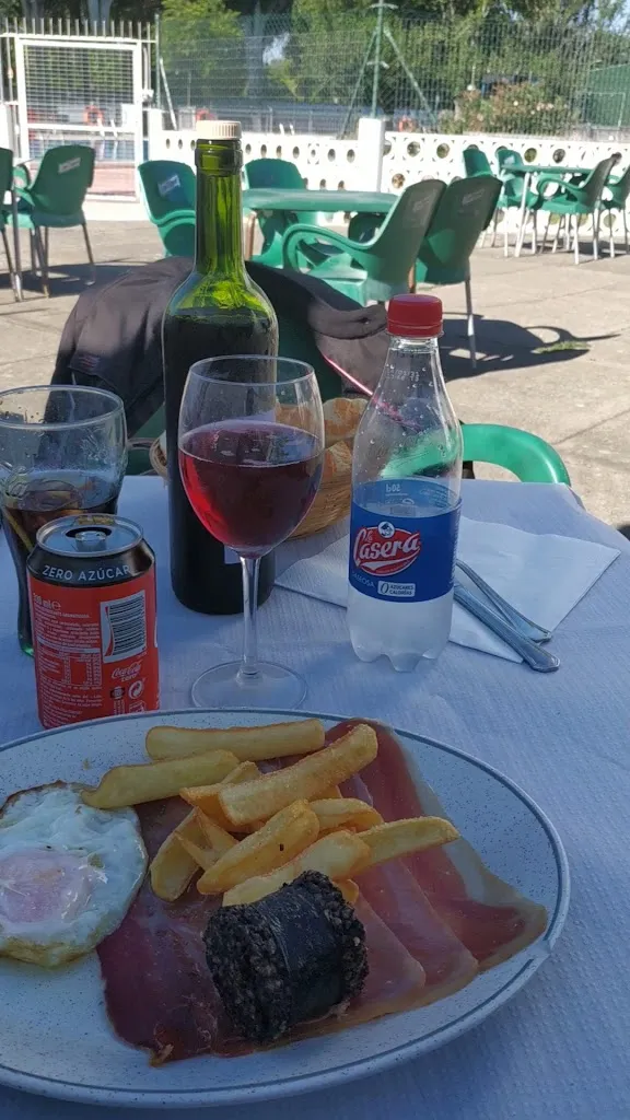 Restaurante Las Piscinas_Épila_slider_image_2