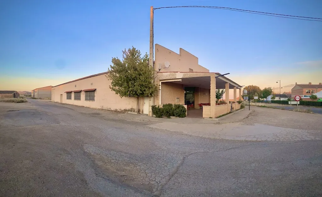 daniel jost_Bar Restaurante El Tonel_Escatrón_review