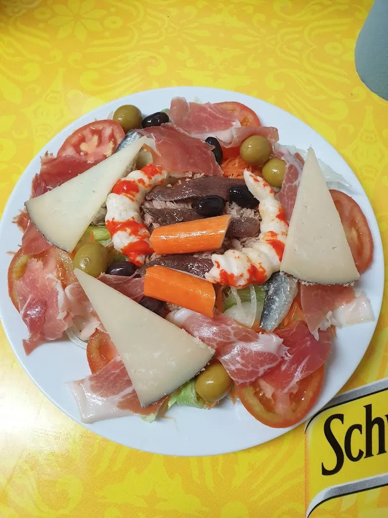 Tropical 2_Fabara_slider_image_3