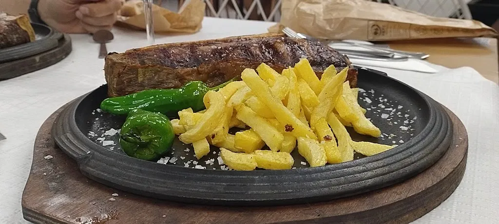 Marymantes Brasería_Figueruelas_slider_image_2