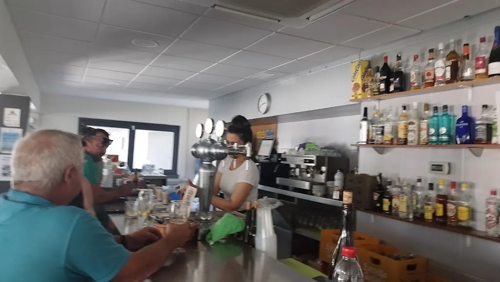 Fire Rescue_Cafetería Piscina De Figueruelas_Figueruelas_recensione