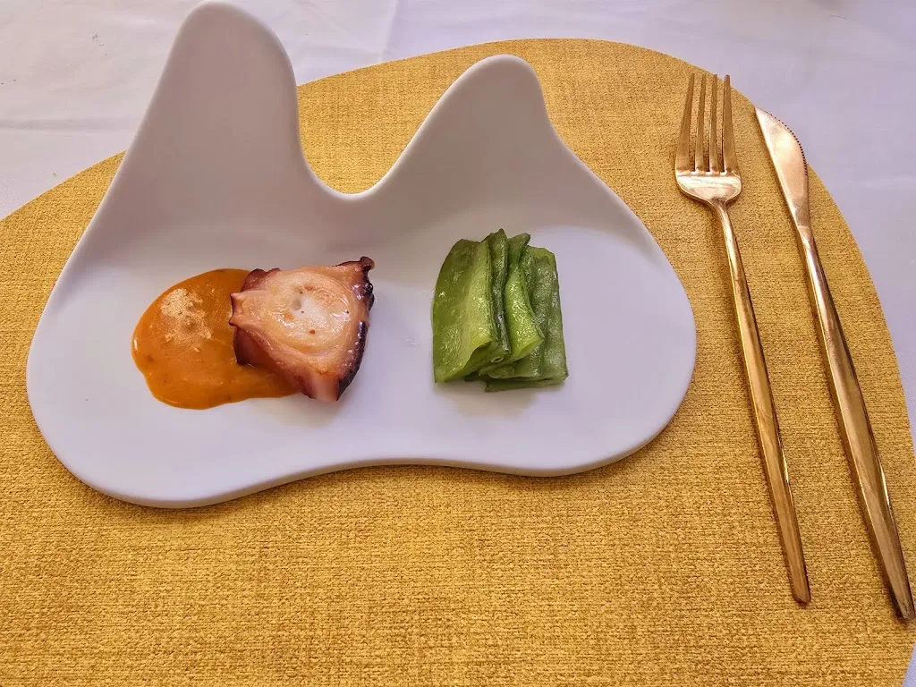 Buzo Jesus_Bar-Restaurante Gratal_Ejea de los Caballeros_review