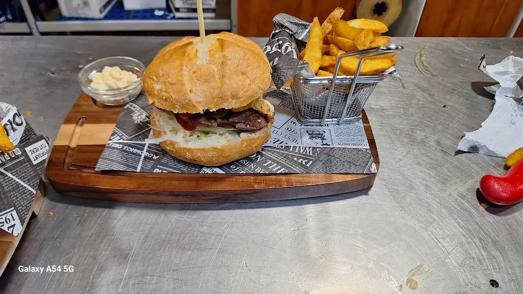 Bar restaurante las piscinas_Ejea de los Caballeros_slider_image_2