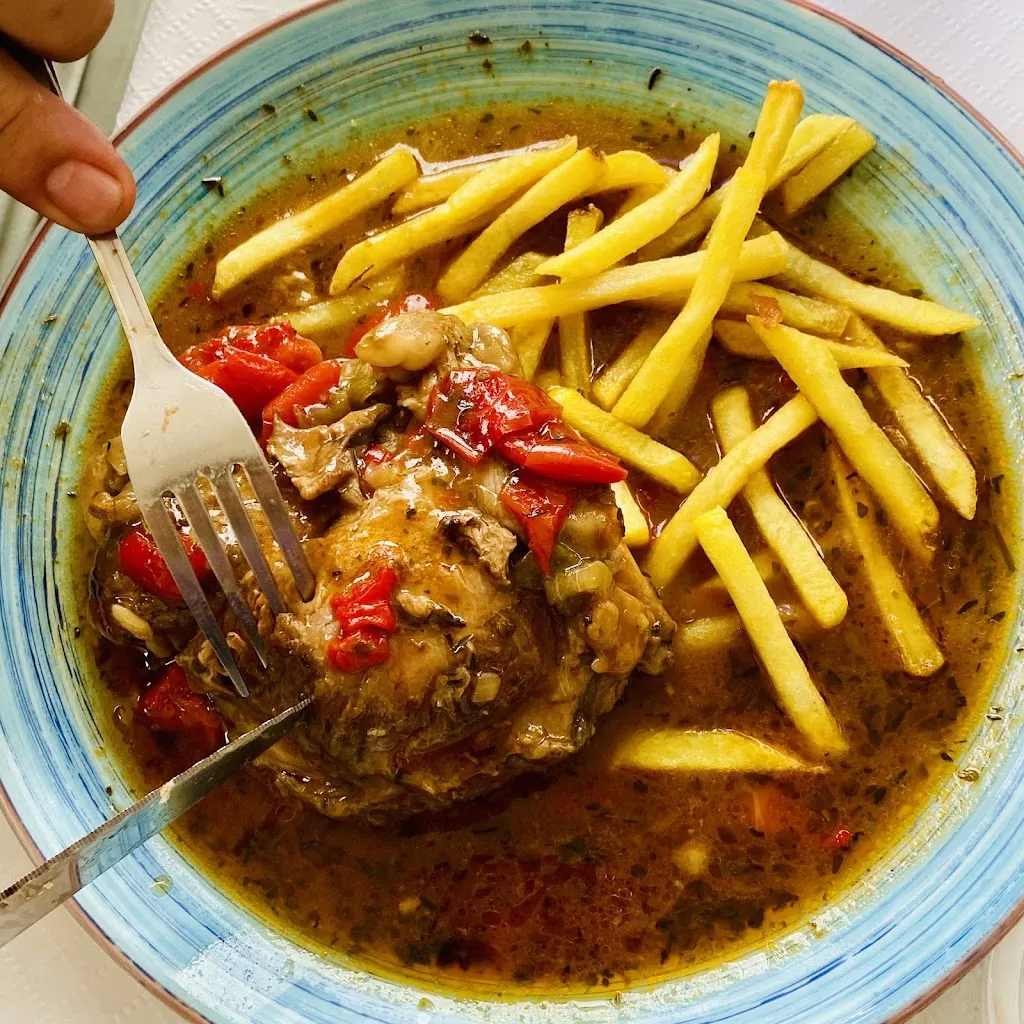 AHIVASTUDIOS_Bar - Cafetería Los Hermanos_Ejea de los Caballeros_recensione