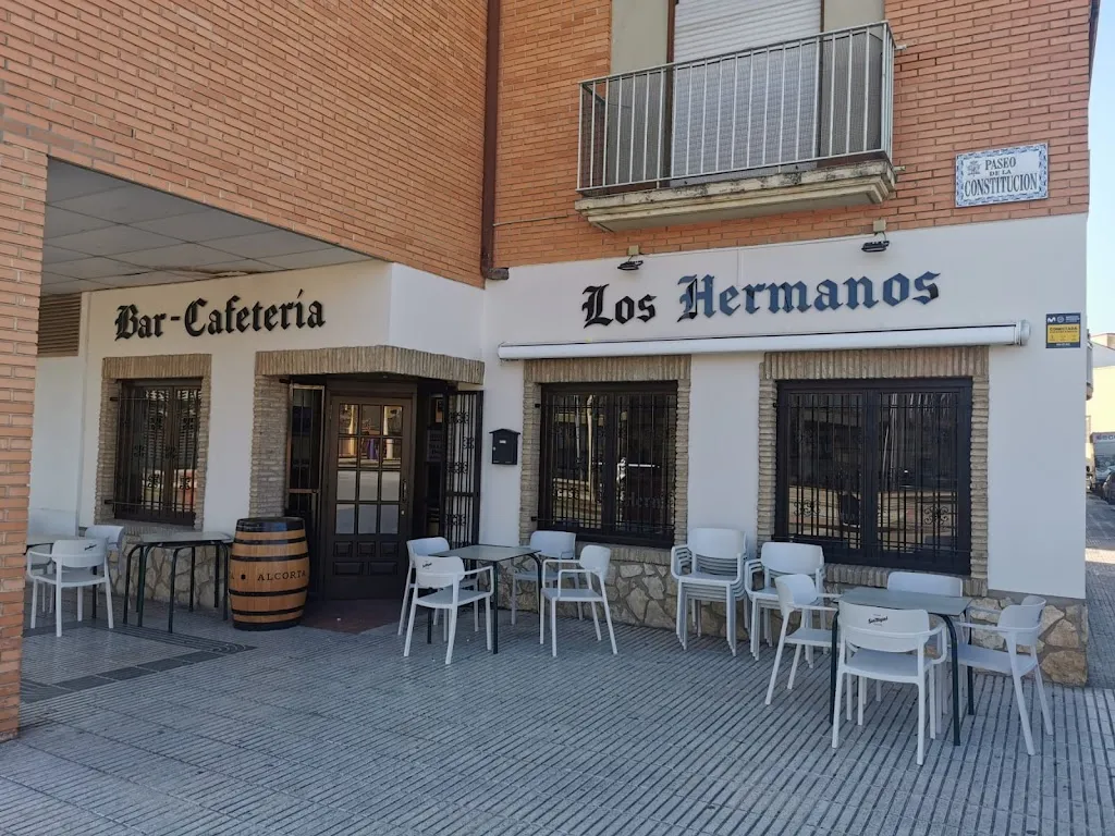 Bar - Cafetería Los Hermanos restaurant in Ejea de los Caballeros