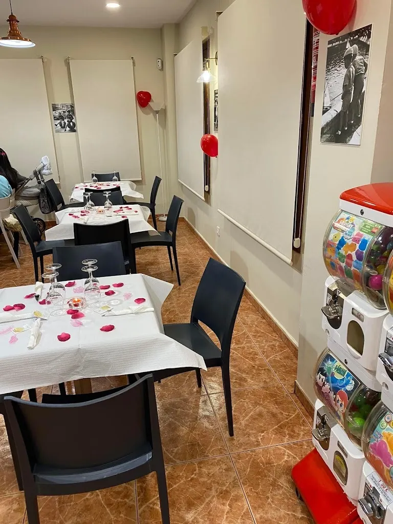 Bar - Cafetería Los Hermanos_Ejea de los Caballeros_slider_image_3