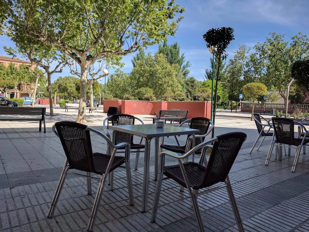 Cafetería Oval_Ejea de los Caballeros_slider_image_1