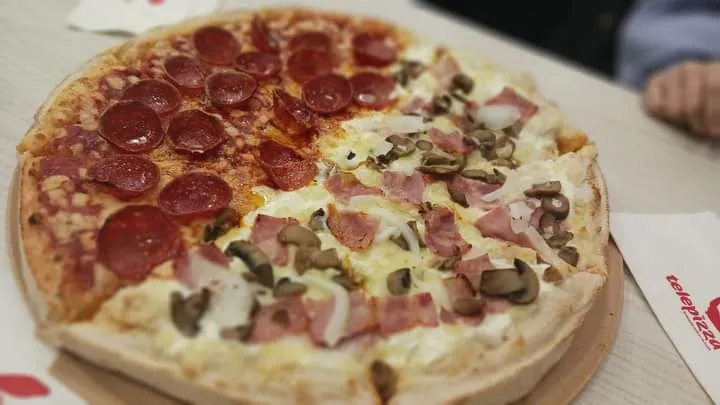 Telepizza Ejea de los Caballeros - Comida a domicilio_Ejea de los Caballeros_slider_image_2