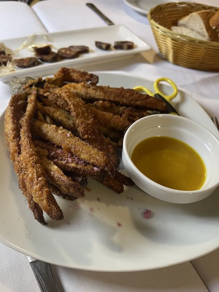 Nila Atienza _Bar Restaurante Rodi S.L._Fuendejalón_recensione