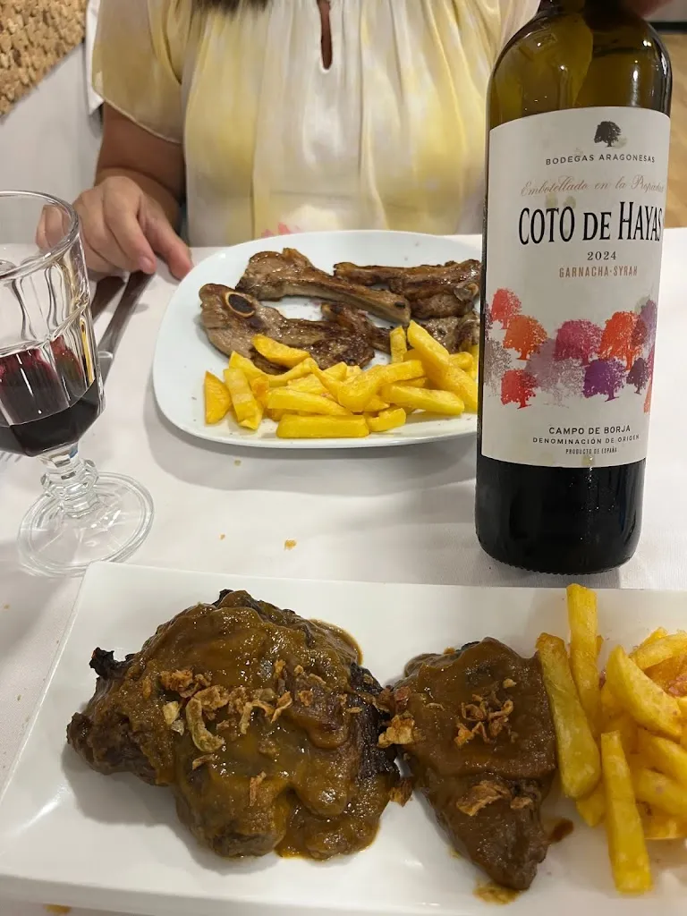 Neus Calvo_Bar Restaurante Rodi S.L._Fuendejalón_recensione