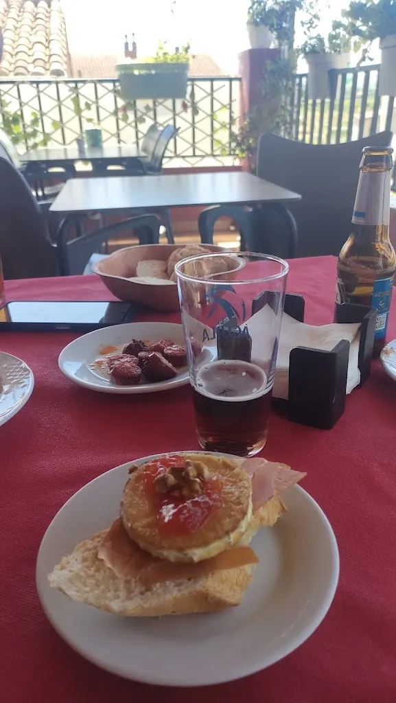 Alicia Rosanes Alcalde_El Mirador_Fuentes de Jiloca_review