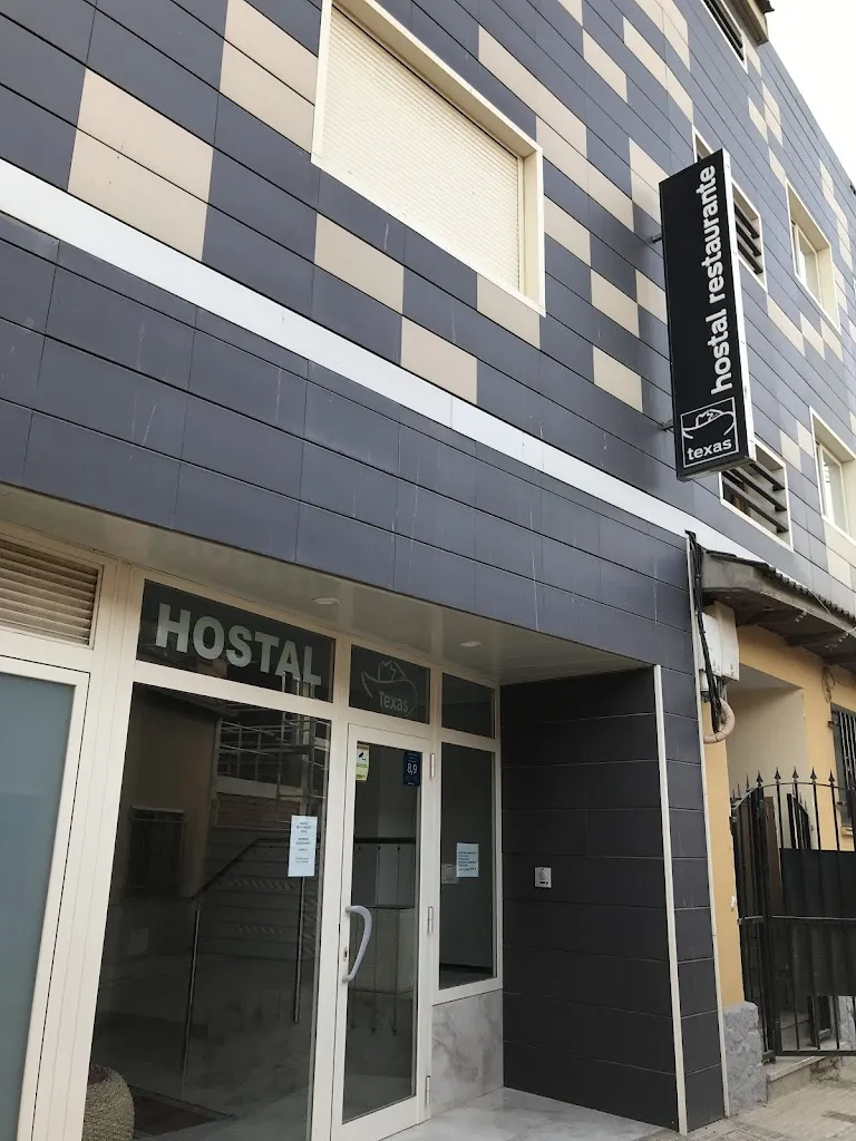 Hostal Restaurante Texas restaurant à Fuentes de Ebro