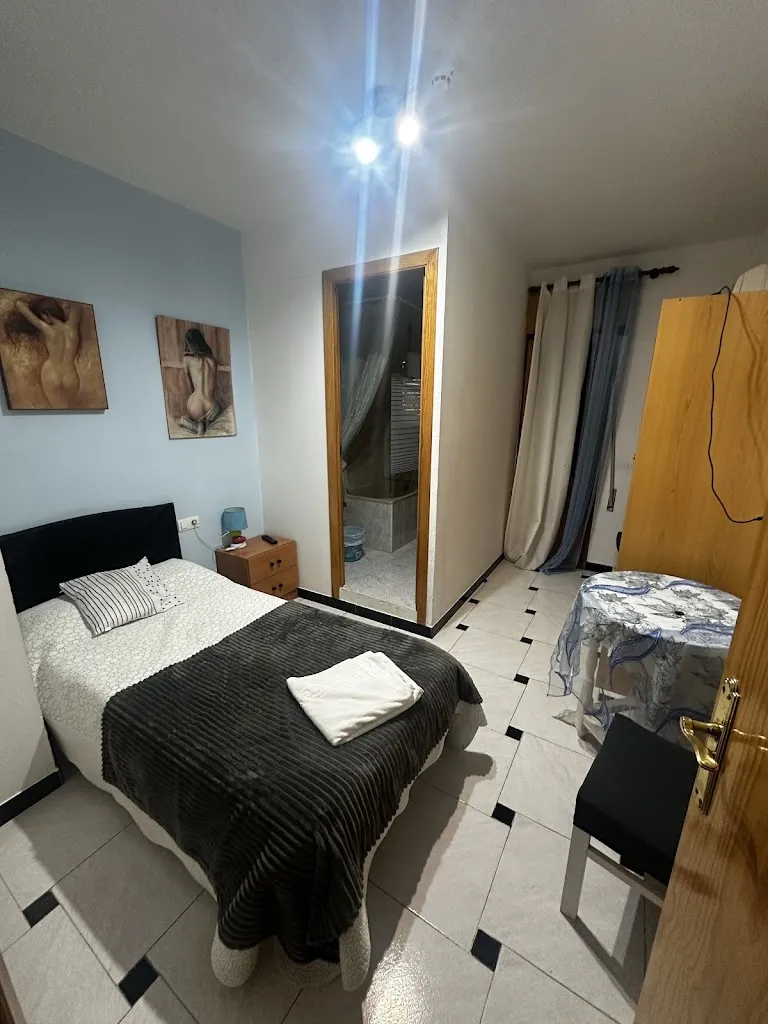 Hostal Restaurante El Patio_Fuentes de Ebro_slider_image_3