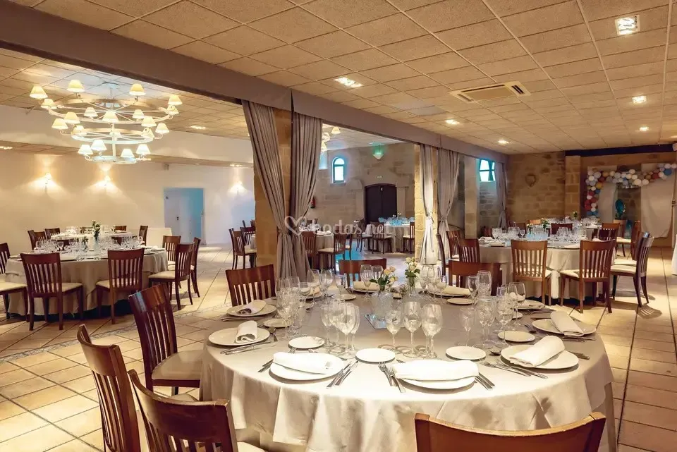 Finca La Dehesa restaurant in Fuentes de Ebro