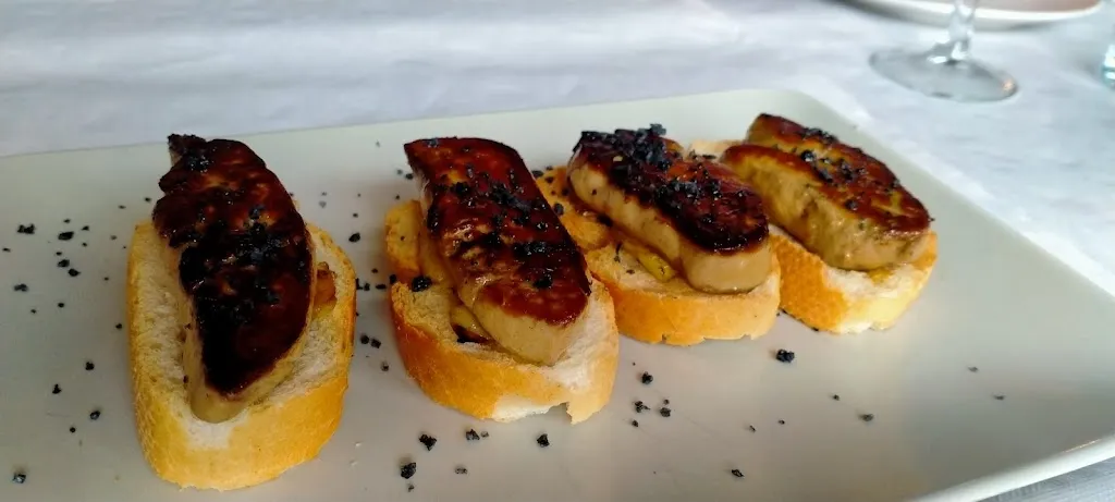 Bar Coyote_Herrera de los Navarros_slider_image_2