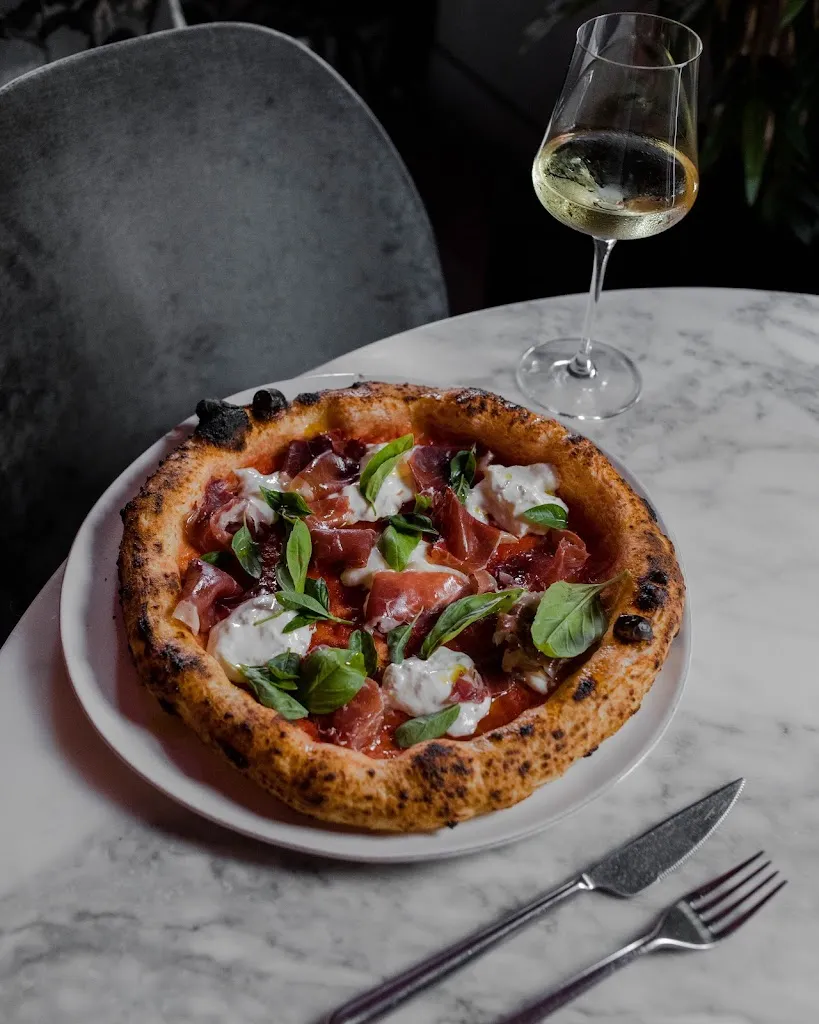 Roostiq_Jarque_slider_image_3