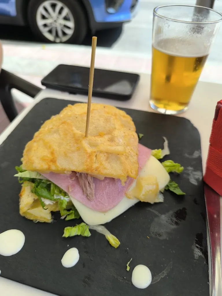 Francisco Gómez_El Mesón de la Oreja_Longares_review