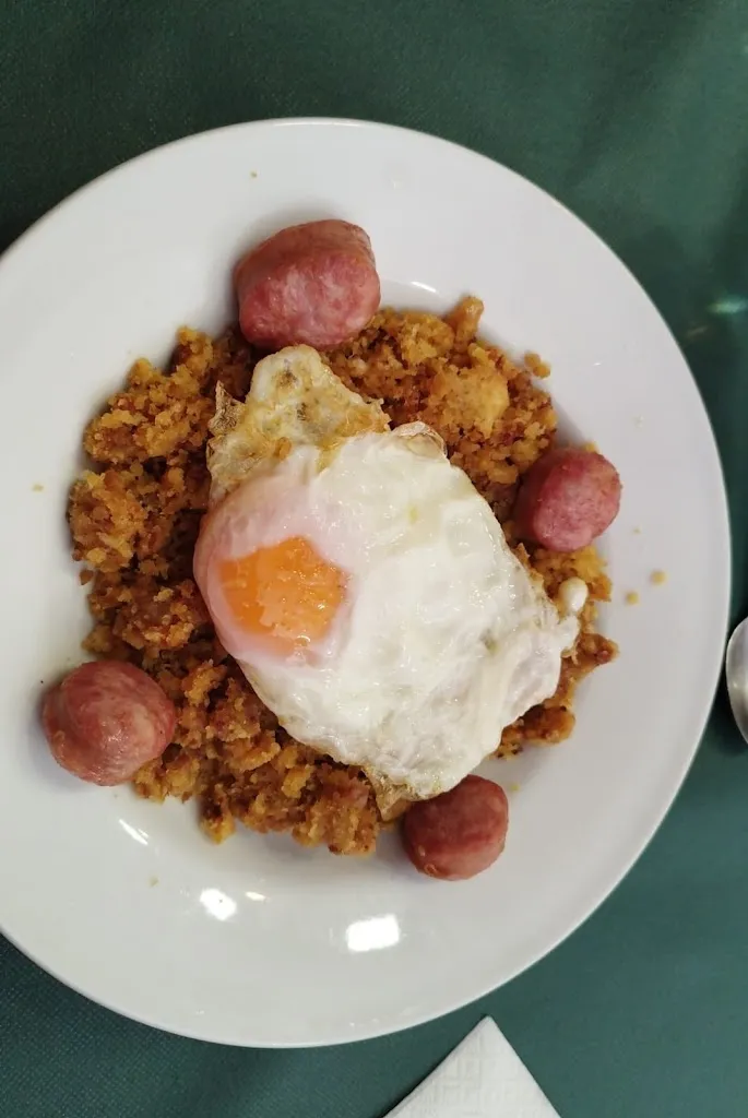 Carlos Pellejero_Bar Puig Moné_Luesia_review