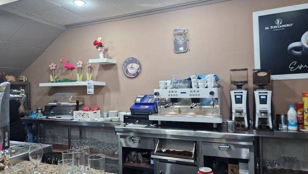 Bar Tots Chuns, Maella_Maella_slider_image_1