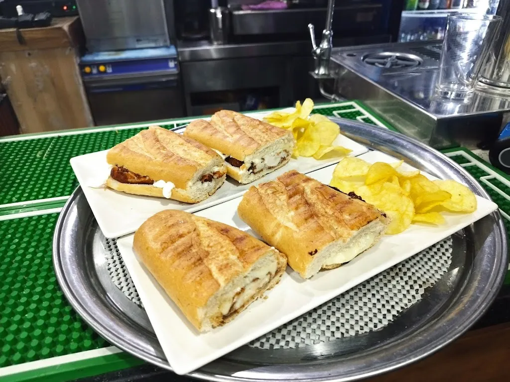 Menu_Luna Bar_Luna_image_6