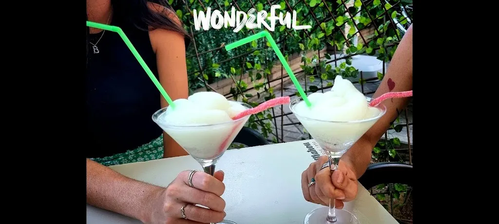 Menu_Luna Bar_Luna_image_7