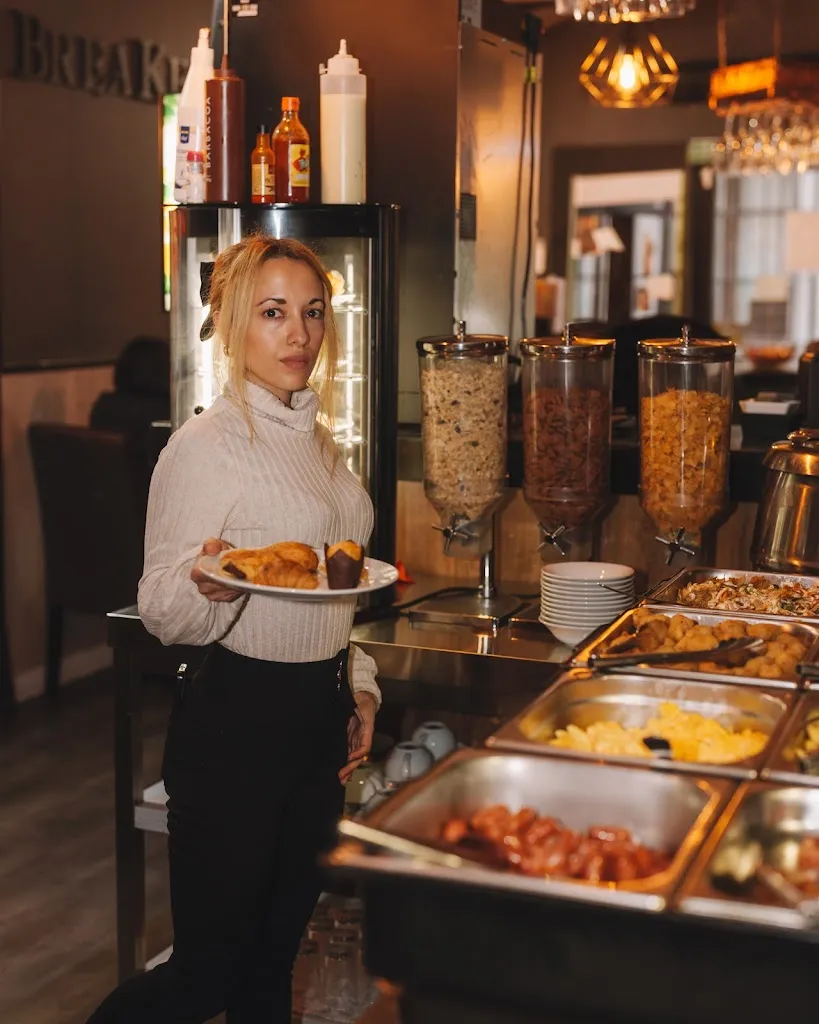 Buffet & Bar Day Madrid_Luna_slider_image_3