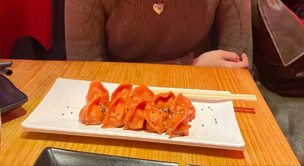 Valeria Paredes_Chun-Li Dumplings - Callao_Luna_recensione